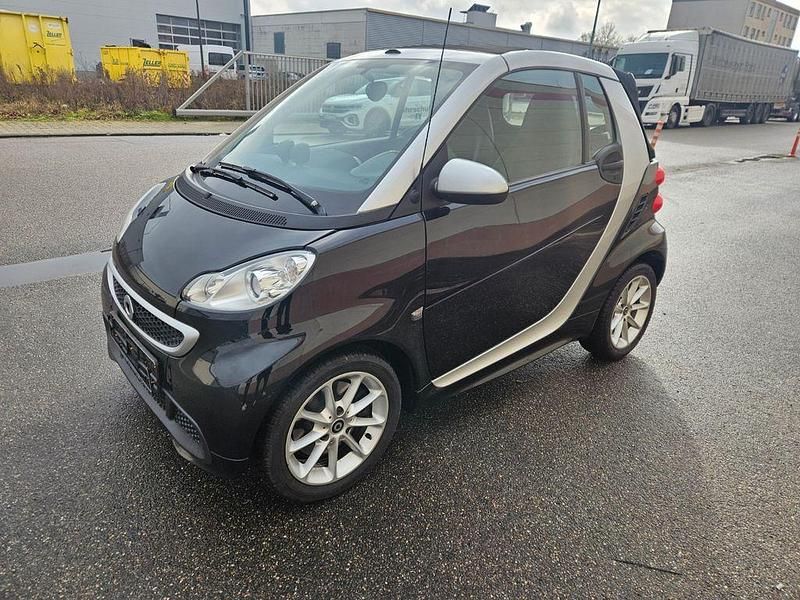 Gebraucht Smart ForTwo Cabrio 71 PS (52 kW) 2013 Schwarz Cabrio