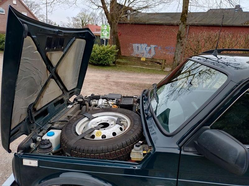 Gebraucht Lada niva 83 PS (61 kW) 2019 Grün SUV