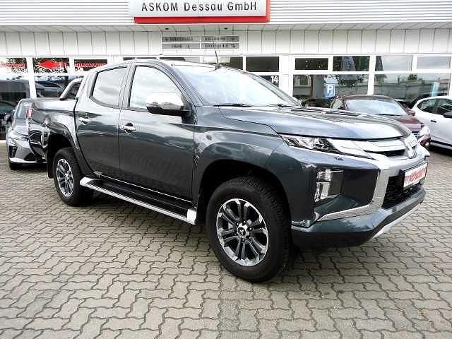 Grau Gebraucht 2021 Mitsubishi L200 Select Abholung | 31.690 € (Fairer Preis) - Bild 1/4