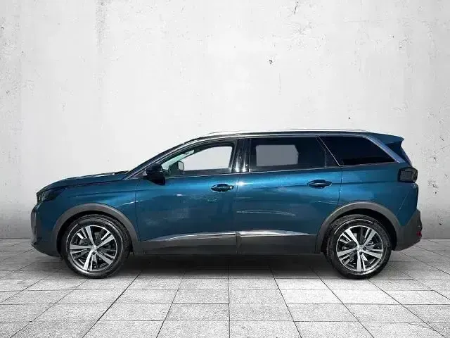 Gebraucht Peugeot 5008 Allure 180 PS (132 kW) 2022 Celebes blau metallic SUV