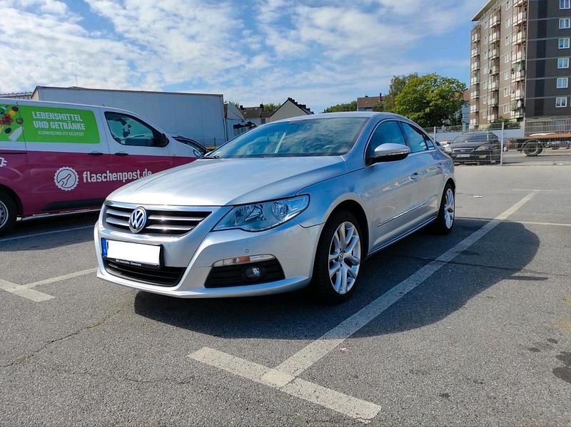 Silber Gebraucht 2010 VW CC Limousine | 8.600 € (Fairer Preis) - Bild 1/4
