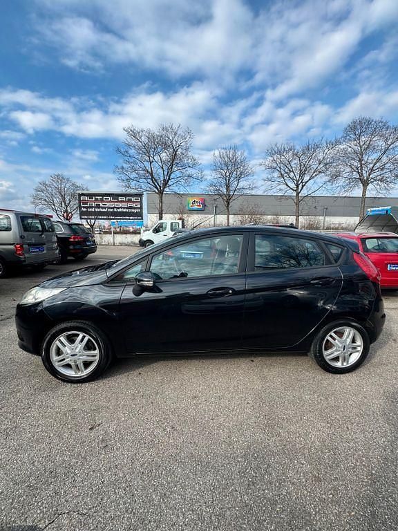 Gebraucht Ford Fiesta Trend 82 PS (60 kW) 2010 Schwarz Kleinwagen