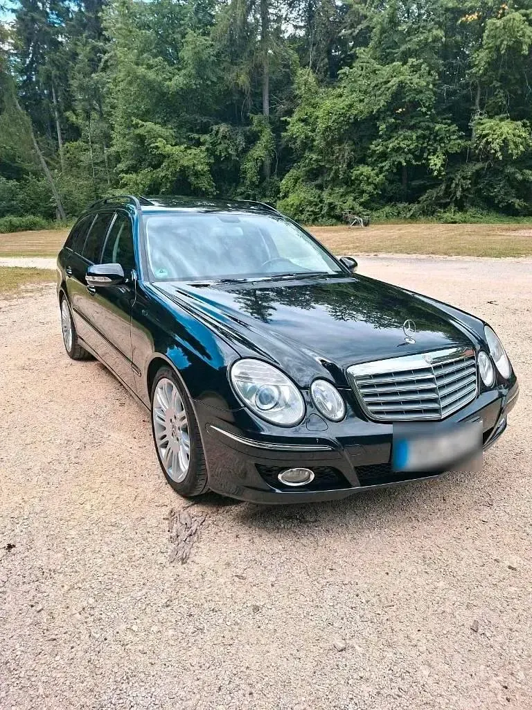 Gebraucht Mercedes E350 Elegance 272 PS (200 kW) 2008 Schwarz Limousine