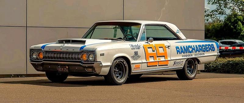 Weiß Gebraucht 1965 Dodge Polara Coupé | 27.500 € - Bild 1/4