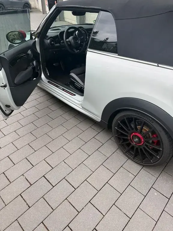 Gebraucht Mini John Cooper Works 231 PS (169 kW) 2022 Silber Kleinwagen