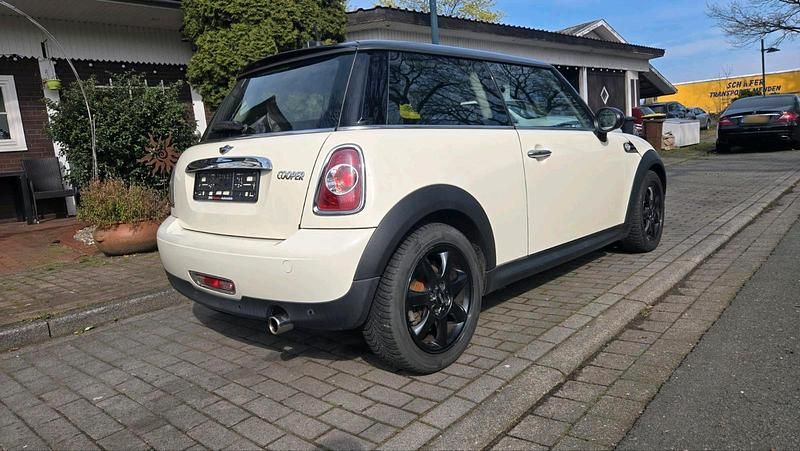 Gebraucht Mini Cooper 122 PS (89 kW) 2013 Beige Kleinwagen