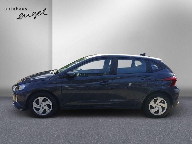 Neu Hyundai i20 Select 79 PS (58 kW) 2025 Grau Limousine