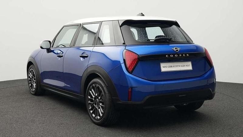 Gebraucht Mini Cooper Classic 156 PS (114 kW) 2024 Blau Kleinwagen