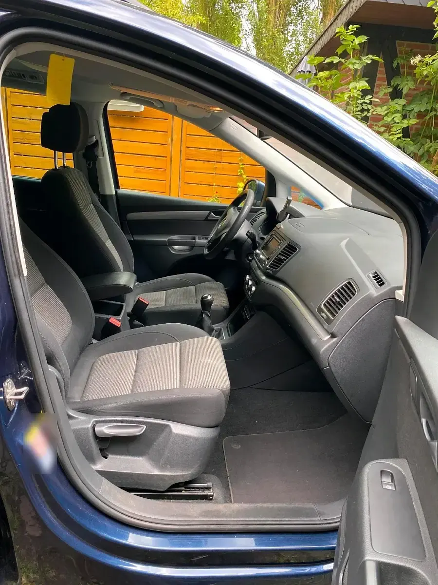 Gebraucht VW Sharan 177 PS (130 kW) 2014 Blau Van / Kleinbus