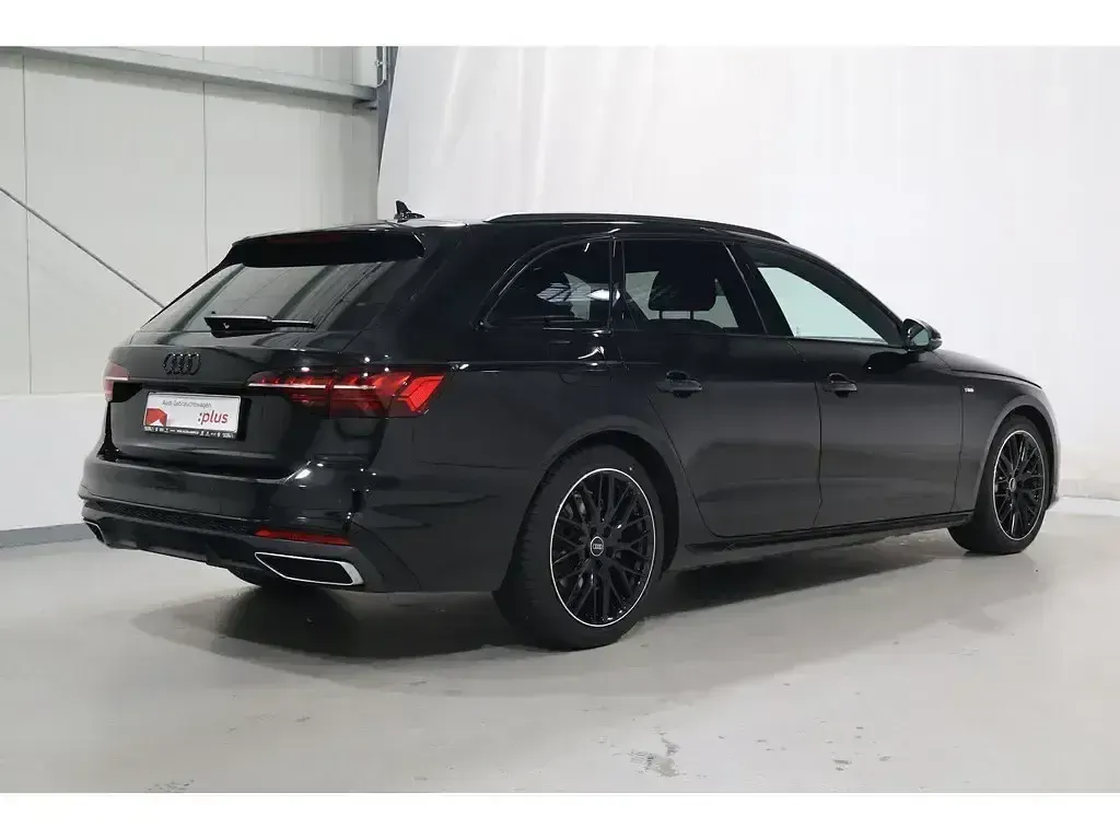 Gebraucht Audi A4 S-Line 204 PS (150 kW) 2025 Schwarz Limousine