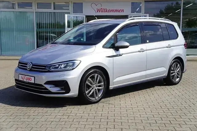 Gebraucht VW Touran R-line 150 PS (110 kW) 2019 Reflexsilbermet Van / Kleinbus