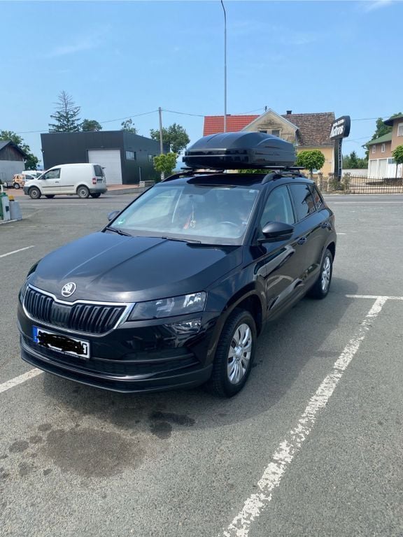Schwarz Gebraucht 2019 Skoda Karoq Active SUV | 13.100 € (Guter Preis) - Bild 1/4