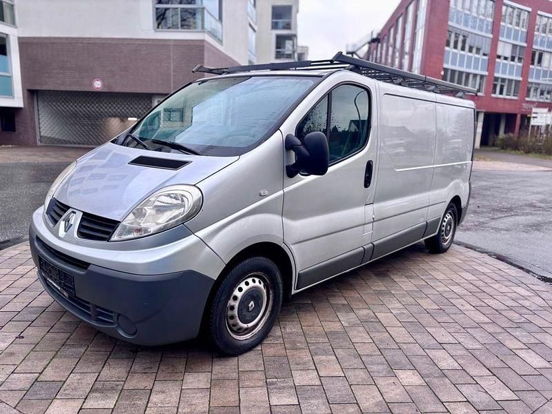 Gebraucht Renault Trafic 114 PS (83 kW) 2008 Grau Van / Kleinbus