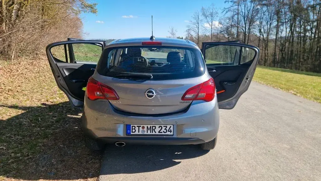 Używany Opel Corsa 116 KM (85 kW) 2017 Szary Hatchback