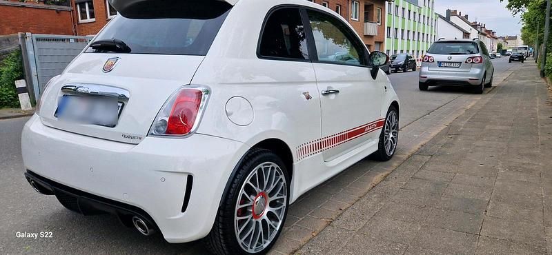 Gebraucht Abarth 500 135 PS (99 kW) 2008 Weiß Kleinwagen