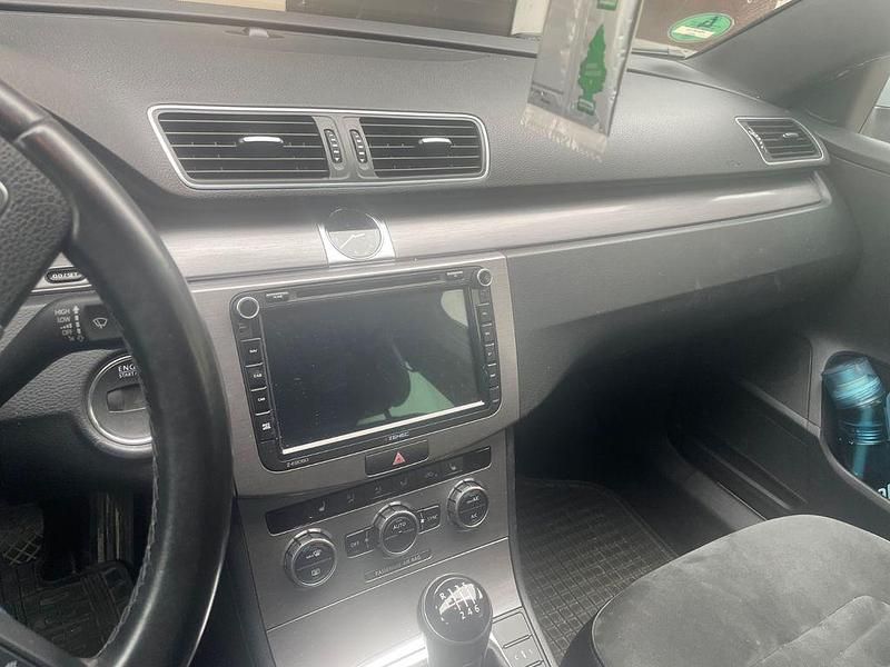 Gebraucht VW Passat Highline 170 PS (125 kW) 2013 Silber Kombi