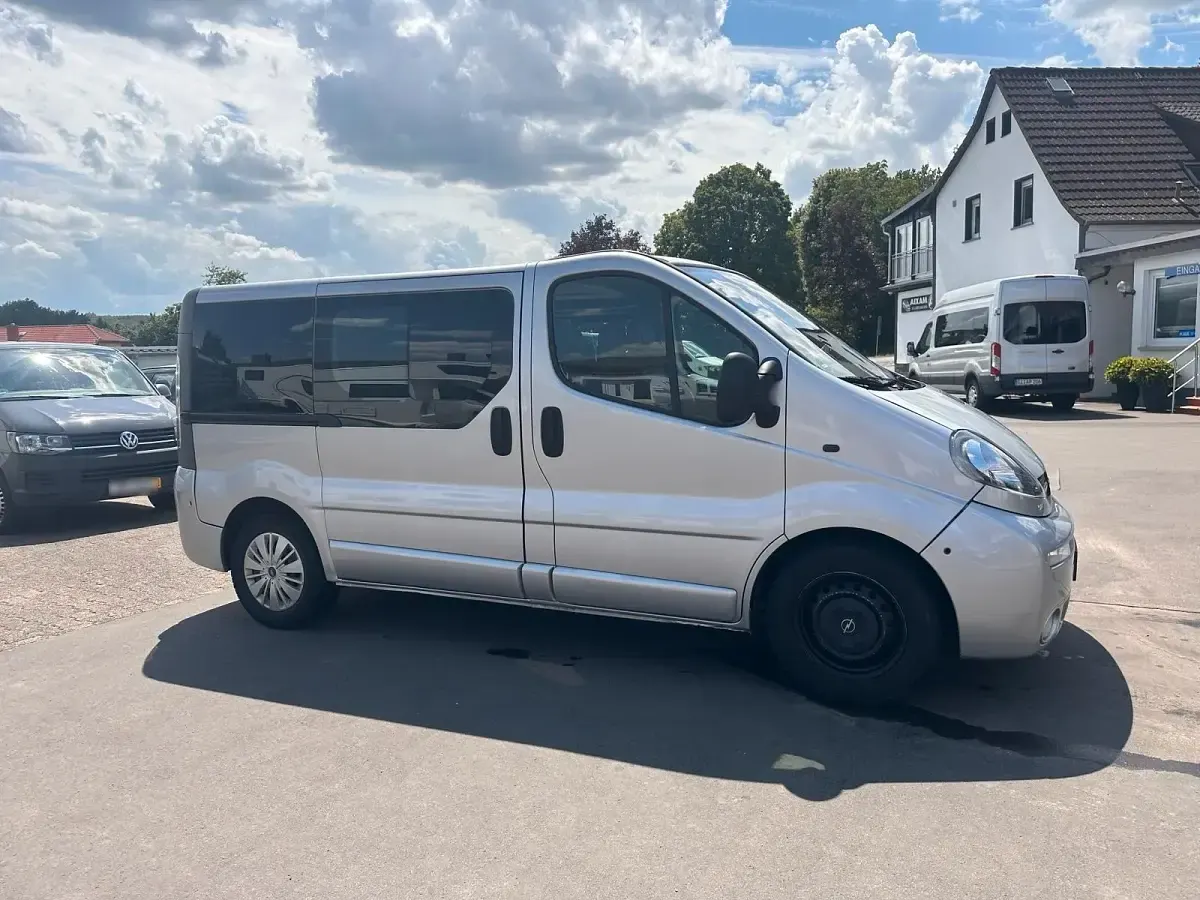Gebraucht Opel Vivaro 135 PS (99 kW) 2005 Van / Kleinbus