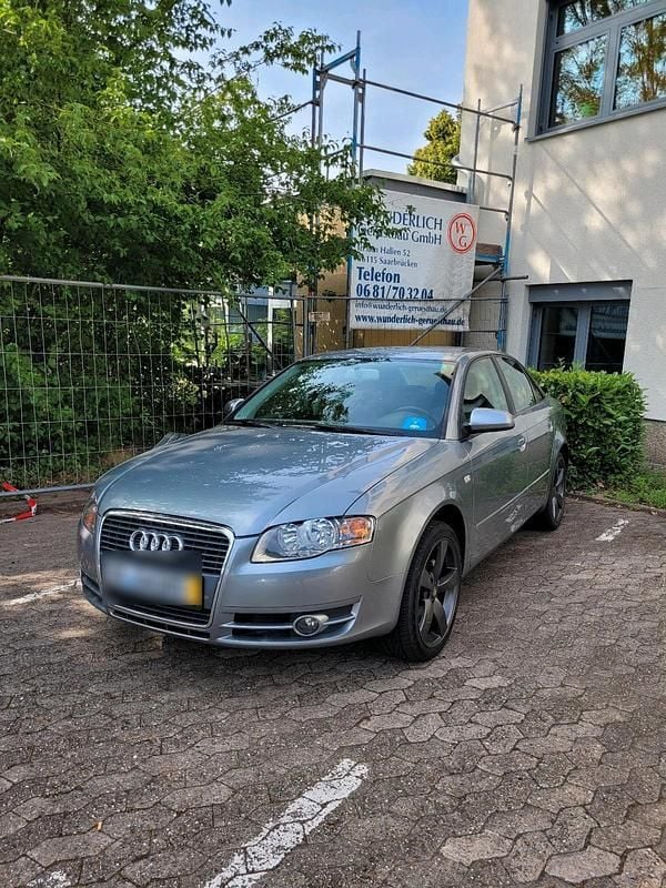 Grau Gebraucht 2006 Audi A4 Limousine | 2.000 € (Superpreis) - Bild 1/4