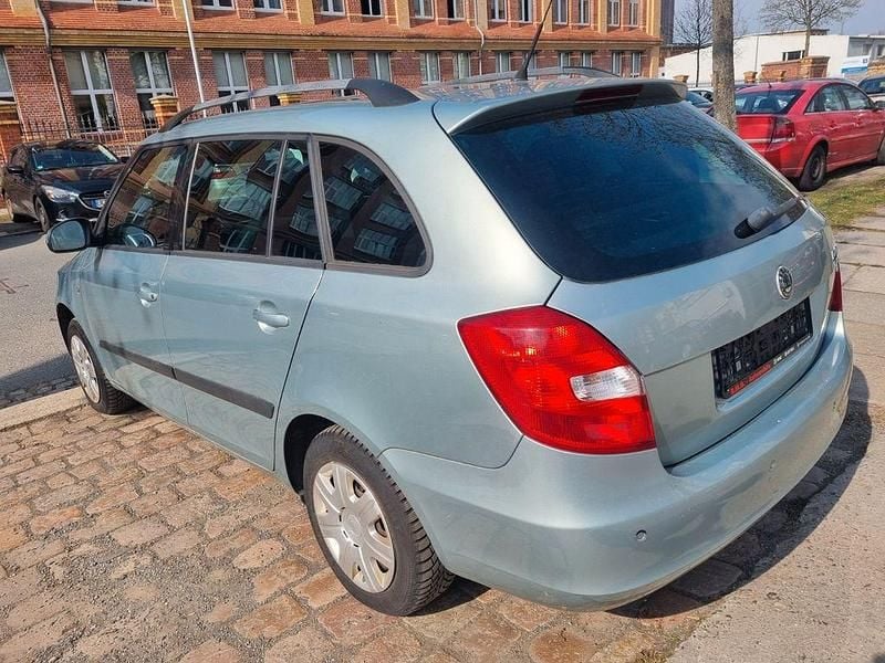 Gebraucht Skoda Fabia Ambiente 105 PS (77 kW) 2009 Grün Kombi