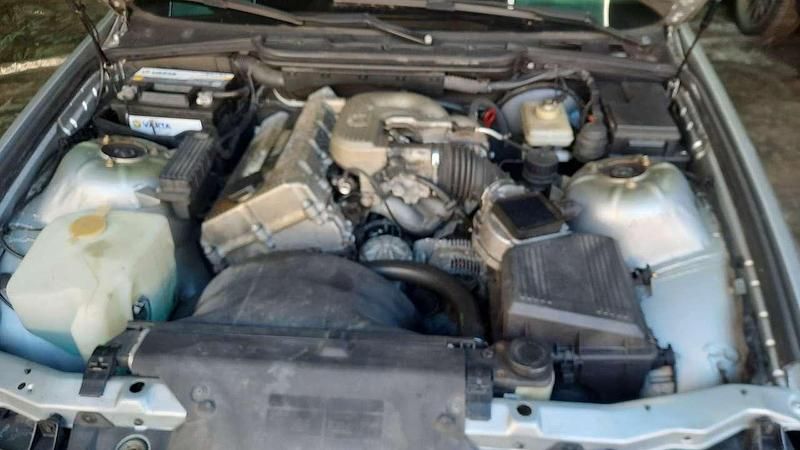 Gebraucht BMW 318 140 PS (102 kW) 1997 Limousine