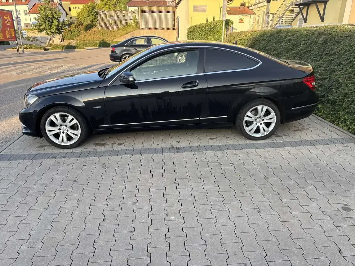 Gebraucht Mercedes C250 204 PS (150 kW) 2012 Coupé