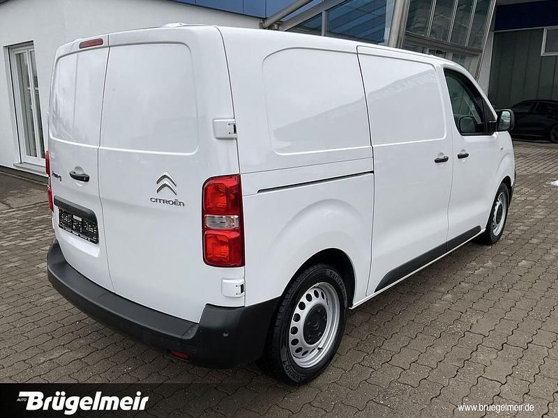 Gebraucht Citroën Jumpy 102 PS (75 kW) 2021 Weiß Van / Kleinbus