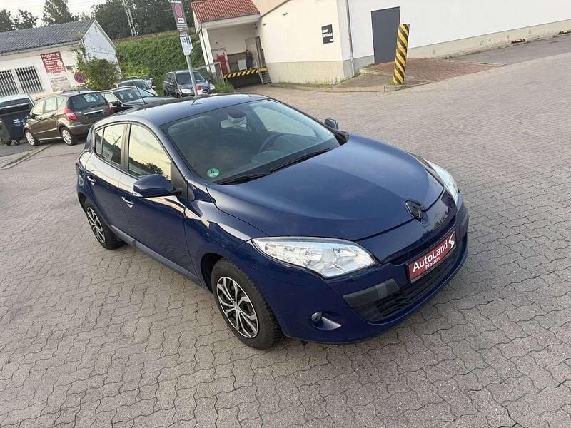 Blau Gebraucht 2009 Renault Mégane III Authentique Limousine | 3.499 € (Fairer Preis) - Bild 1/4