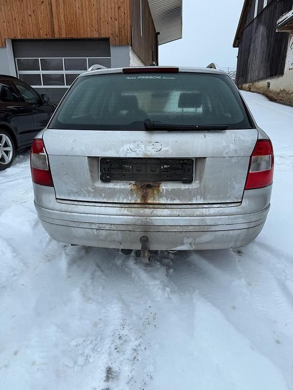 Gebraucht Audi A4 180 PS (132 kW) 2002 Silber Kombi