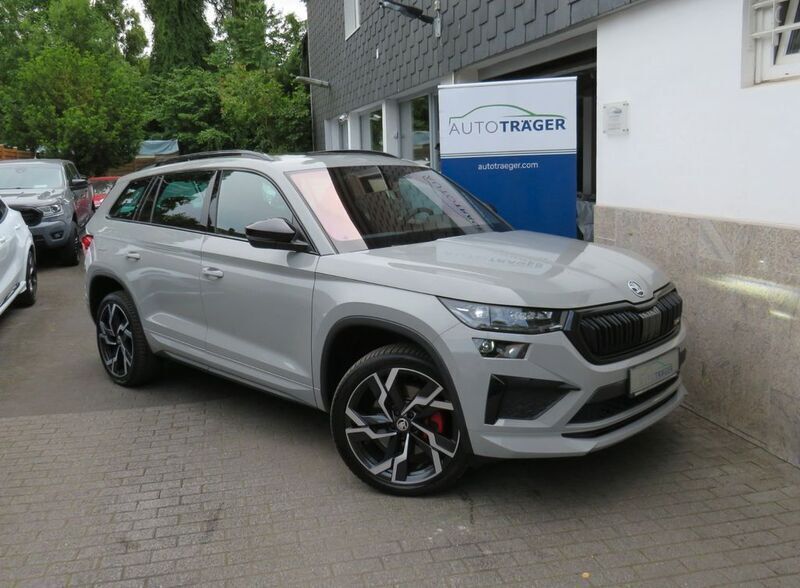 Grau Gebraucht 2023 Skoda Kodiaq RS SUV | 46.990 € (Fairer Preis) - Bild 1/4