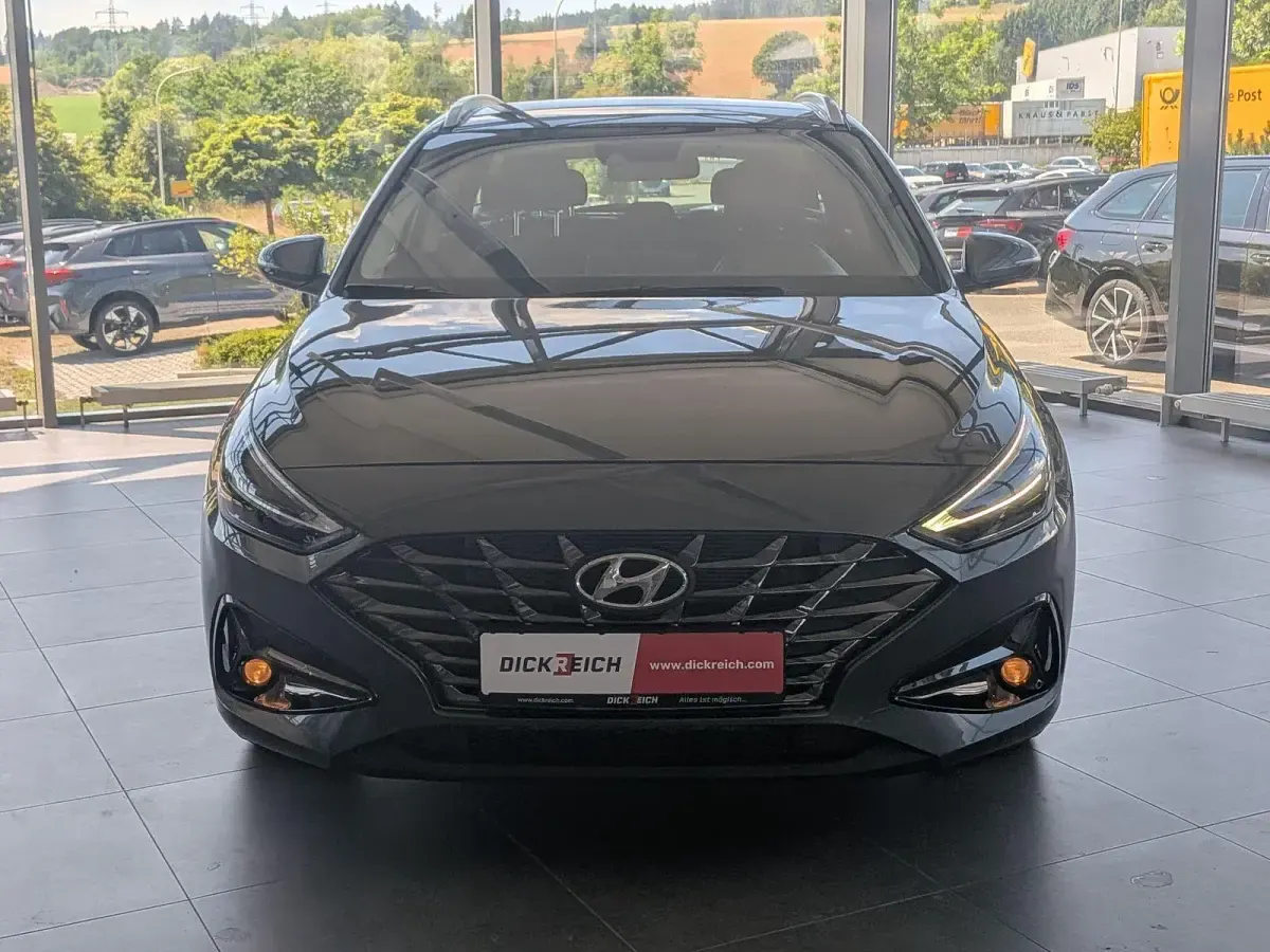 Gebraucht Hyundai i30 Trend 160 PS (117 kW) 2024 Grau Kombi