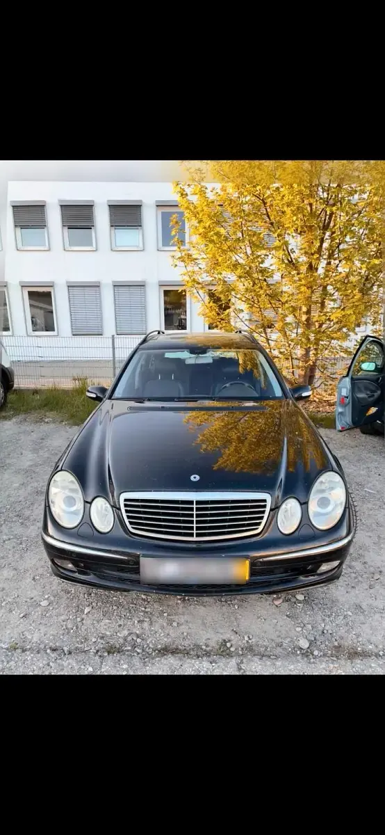Usata Mercedes E320 224 CV (164 kW) 2004 Nero Station wagon