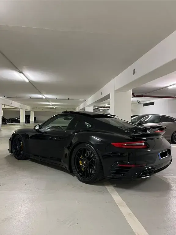 Begagnad Porsche 991 581 HK (427 kW) 2016 Svart Sportkupé