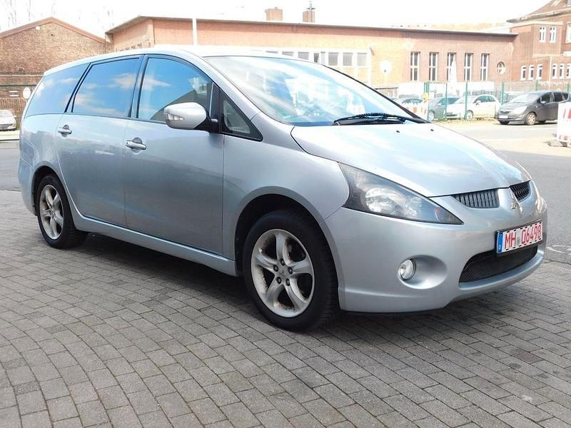 Gebraucht Mitsubishi Grandis Intense 165 PS (121 kW) 2004 Cool silver Van / Kleinbus