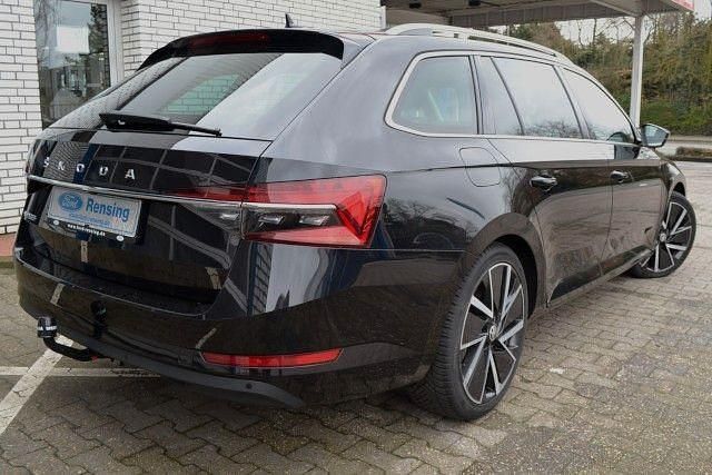 Gebraucht Skoda Superb Style 150 PS (110 kW) 2023 Schwarz Kombi