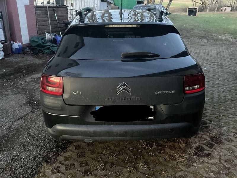 Gebraucht Citroën C4 PureTech 82 PS (60 kW) 2017 Schwarz Limousine