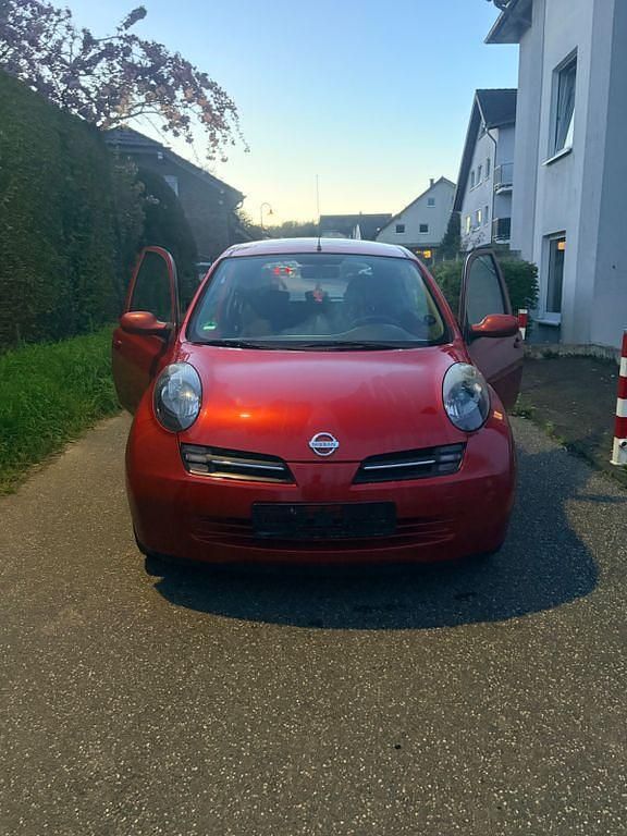 Gebraucht Nissan Micra 65 PS (47 kW) 2005 Rot Limousine