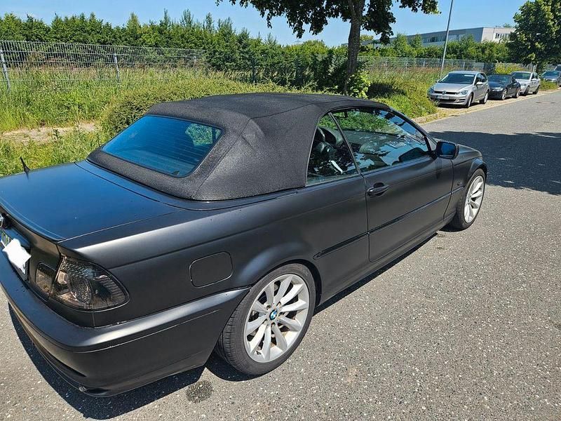Gebraucht BMW 325 Cabriolet Sport Line 192 PS (141 kW) 2000 Silber Cabrio