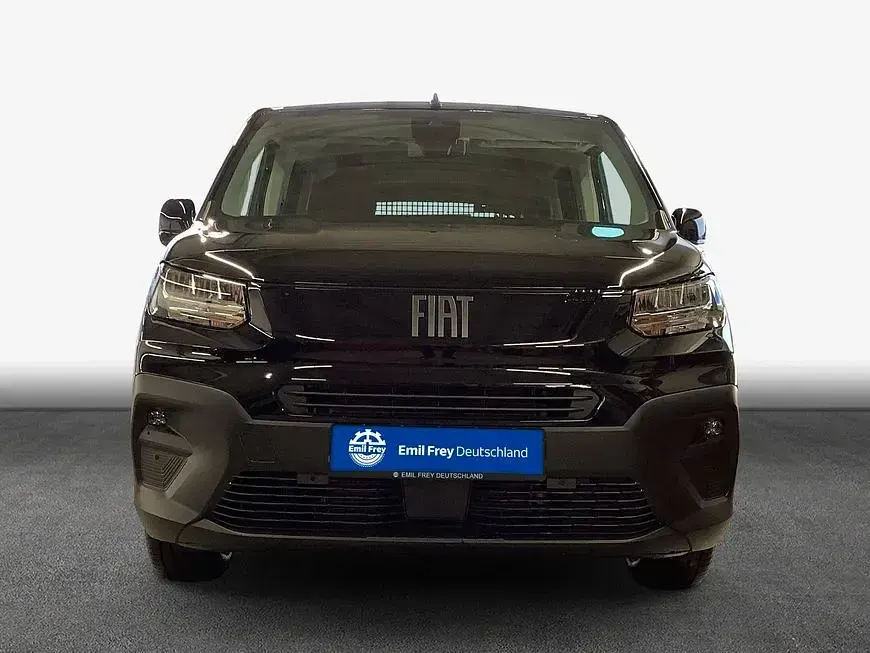 Gebraucht Fiat Doblò 102 PS (75 kW) 2026 Schwarz Van / Kleinbus