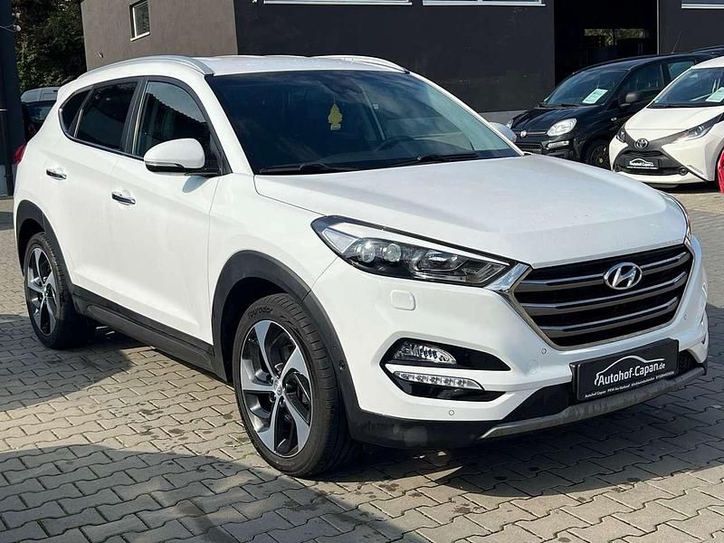 Gebraucht Hyundai Tucson Premium 177 PS (130 kW) 2016 Polar white SUV