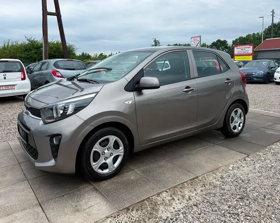 Gebraucht Kia Picanto Edition 7 67 PS (49 kW) 2018 Titanium silver Kleinwagen