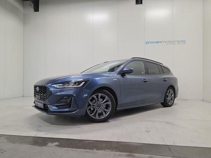 Usata Ford Focus ST-Line 155 CV (114 kW) 2024 Blu Station wagon
