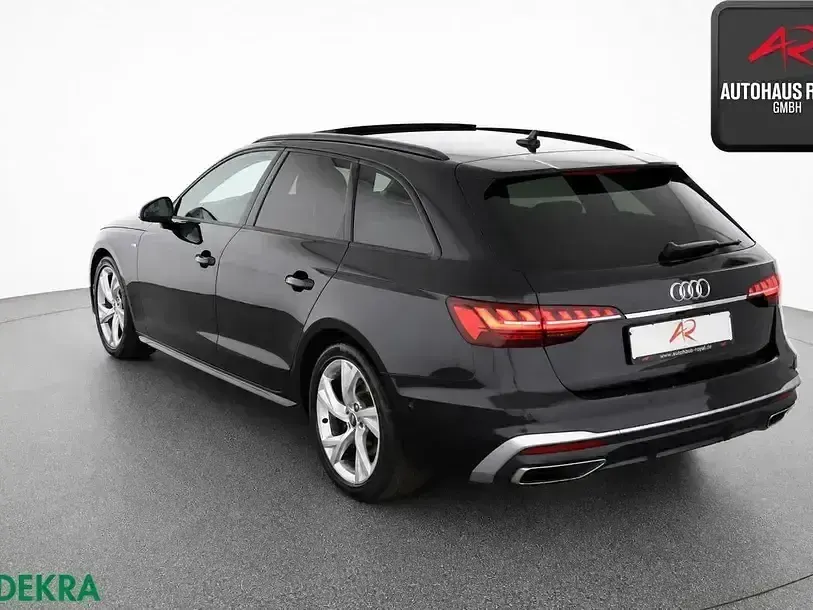 Gebraucht Audi A4 S-Line 163 PS (119 kW) 2022 Schwarz Kombi
