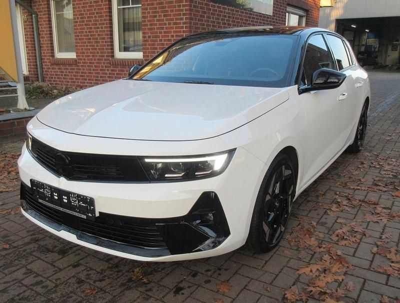 Gebraucht Opel Astra GSe 224 PS (164 kW) 2022 Weiß Limousine