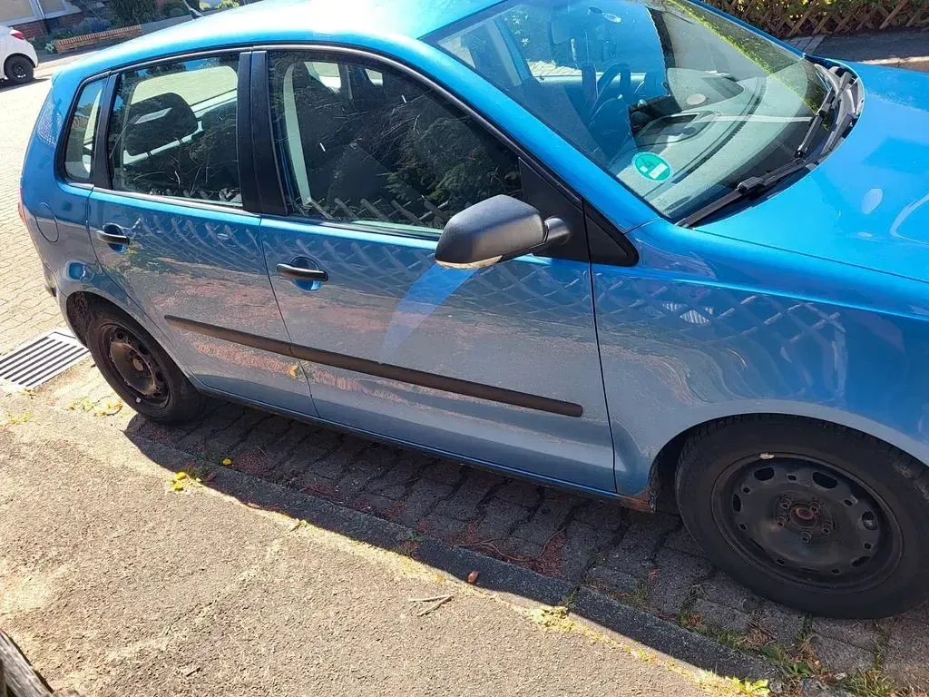 Gebraucht VW Polo 64 PS (47 kW) 2006 Blau Kleinwagen