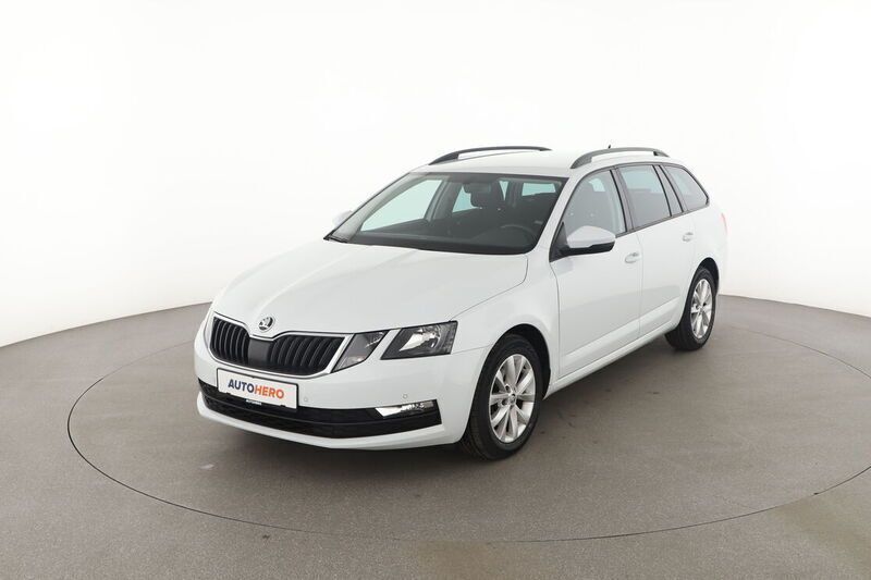Weiß Gebraucht 2017 Skoda Octavia Ambition Kombi | 15.790 € (Teuer) - Bild 1/4