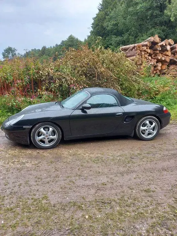 Second-hand Porsche Boxster 220 CP (161 kW) 2000 Negru Cabrio
