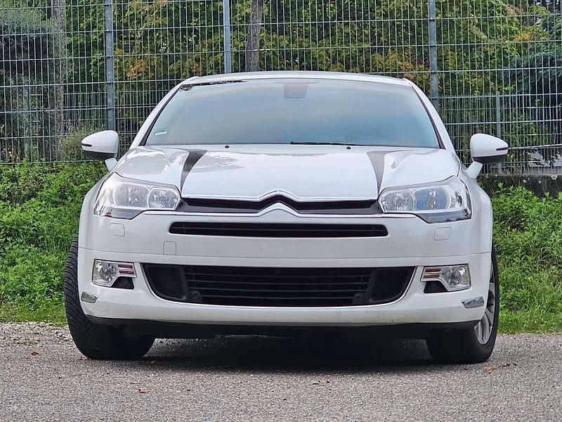 Weiß Gebraucht 2015 Citroën C5 Limousine | 5.500 € (Fairer Preis) - Bild 1/4