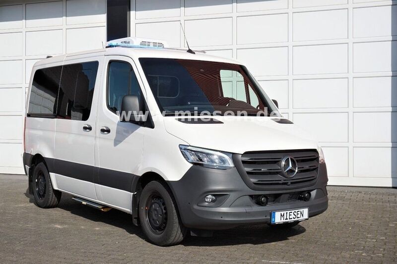 Weiß Neu 2025 Mercedes Sprinter Van | 122.570 € - Bild 1/4