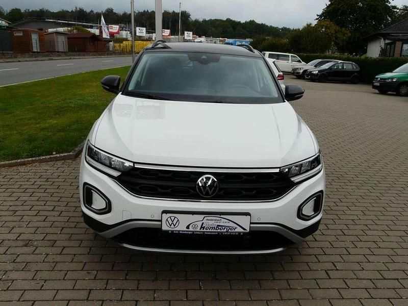Pure white Gebraucht 2025 VW T-Roc Life SUV | 27.990 € (Superpreis) - Bild 1/4