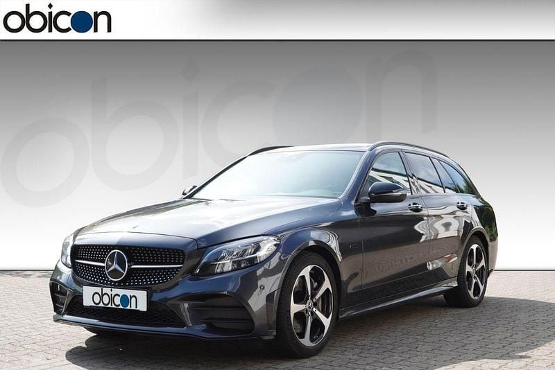 Grau Gebraucht 2020 Mercedes C300e AMG line Kombi | 22.290 € (Teuer) - Bild 1/4